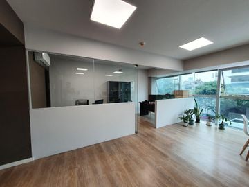 Oficina Comercial Cofico 90 mts Baño Privado gni cardinales