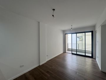 DEPARTAMENTO 2 AMBIENTES EN ALQUILER EN CABALLITO NORTE A ESTRENAR CON BALCÓN