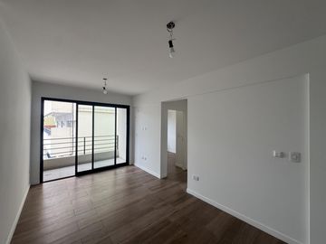 DEPARTAMENTO 2 AMBIENTES EN ALQUILER EN CABALLITO NORTE A ESTRENAR CON BALCÓN