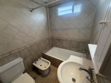 Alquiler Dpto 2 ambientes Liniers