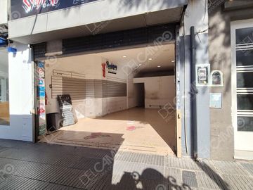 Av. Cabildo al 4500 - Nuñez - Local de 55 m2 Libres con frente a la avenida