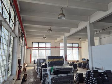 Edificio Comercial en  Mataderos