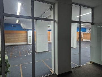 Oficina en  Pleno Once