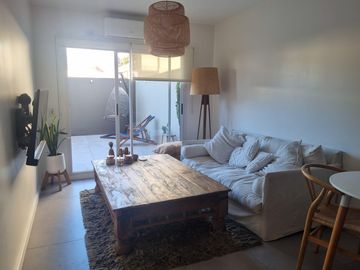 Departamento con patio Villa urquiza 2 ambientes alquiler