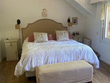 MUY BUENA CASA ALQUILER ENERO 2027 - SOBRE 1000 MTS DE LOTE - SANTA RITA - LOMAS DE SAN ISIDRO