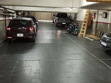 4 Ambientes al frente - 2 Dormitorios con Dependencia y Lavadero - SUM