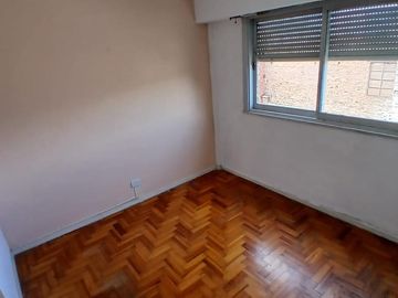 Departamento en Monte Castro