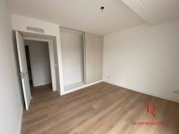 ALQUILER - 3 Ambientes a Estrenar con doble Jardín con galería y parrilla en Lagunita, Nordelta