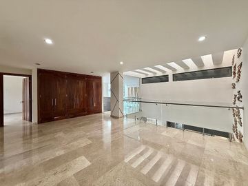 Casa en Venta en Valle Real