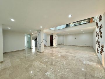 Casa en Venta en Valle Real