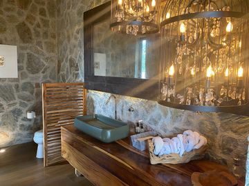 VENTA CASA REAL DE VALLESCONDIDO ZONA ESMERALDA