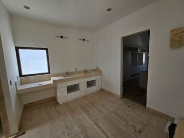 CASA EN VENTA EN CIRCUITO LA LOMA