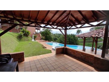 ARRIENDO CASA CAMPESTRE, Via Morelia, Tres puertas, PEREIRA, COLOMBIA.