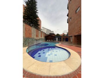 ARRIENDO APARTAMENTO EN LA LOMA DE LOS BERNAL