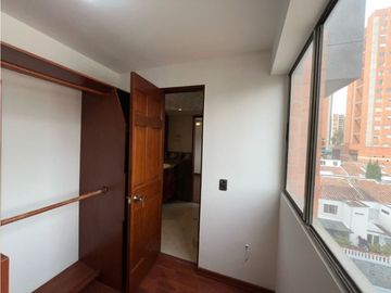 ARRIENDO APARTAMENTO EN LA LOMA DE LOS BERNAL