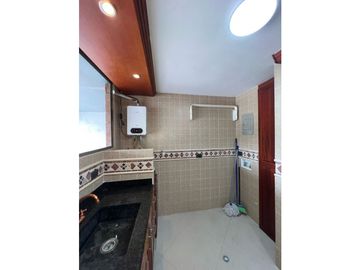 ARRIENDO APARTAMENTO EN LA LOMA DE LOS BERNAL