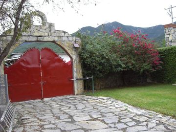 Quinta colindante con presa de La Boca