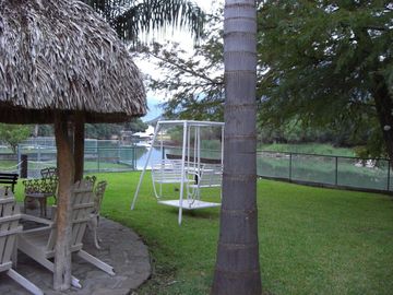 Quinta colindante con presa de La Boca