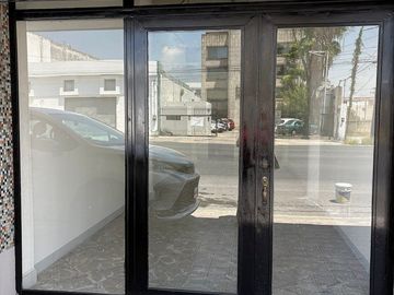 LOCALES COMERCIALES EN RENTA EN PINO SUÁREZ, CENTRO MONTERREY
