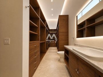 Casa en venta en Mitica Residencial