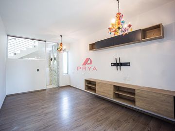 Casa en Renta en Jardín Real Coto 6 Zapopan 3 Recámaras