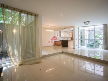 Casa en Renta en Jardín Real Coto 6 Zapopan 3 Recámaras
