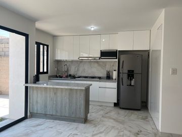 CASA EN RENTA EN ZANTÉ, ZAKIA