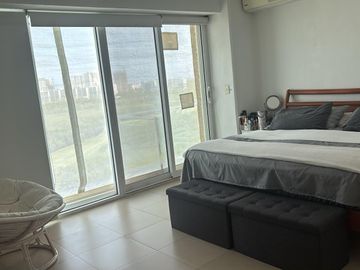 RENTA DEPARTAMENTO EN ISOLA AV BONAMPAK CANCUN