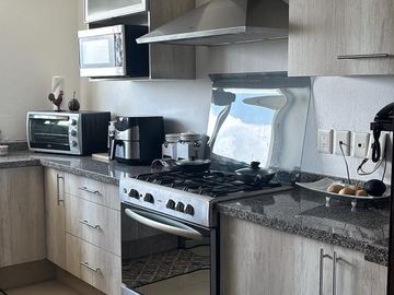 RENTA DEPARTAMENTO EN ISOLA AV BONAMPAK CANCUN