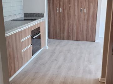 Se Arrienda depto 2 dormitorios 2 baños Stgo Centro Metro