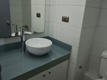 Se arrienda Depto de2 dormitorios 2 baños en Santiago centro