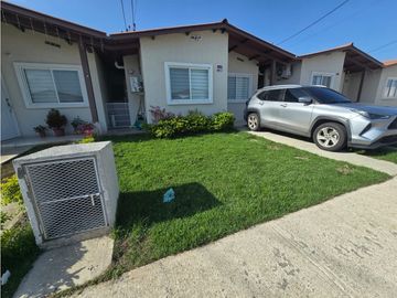 VENDO CASA P.H. MONTEMADERO 5 / La Garzas de Pacora