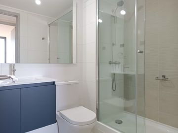 Monseñor Carlos Casa (1 Est /1 Bod) [3454-3]