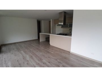 Apartamento en Arriendo, Altos Del Poblado, Medellín 102 m2