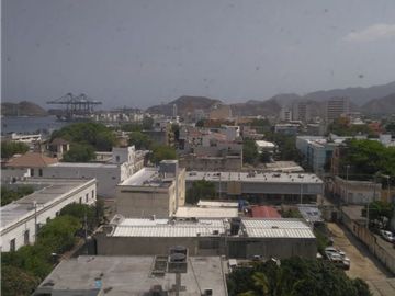 Apartamento amoblado con Excelente vista cerca a la marina - 005R