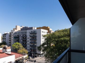 VENTA departamento monoamibente con balcón