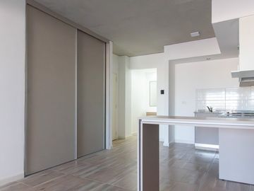 VENTA departamento monoamibente con balcón