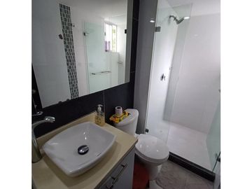 VENTA DE APARTAMENTO EN LA LOMA DE LOS BERNAL