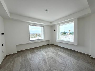 DEPARTAMENTO EN RENTA EN JURIQUILLA EN PLANTA BAJA, VISTA AL LAGO