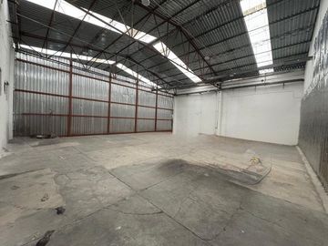 Renta Bodega Industrial , 200m2, Javier Rojo Gómez, Iztacalco, CDMX