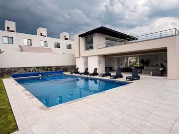 CASA EN RENTA EN MESETA, QUERETARO