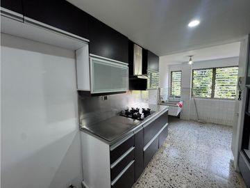 Se Arrienda Apartamento en Unidad el Encierro, El Poblado