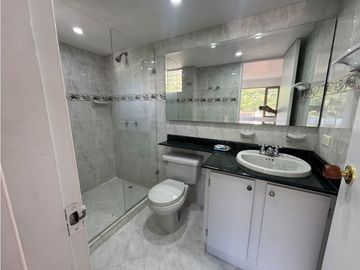 Se Arrienda Apartamento en Unidad el Encierro, El Poblado