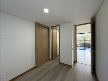 Apartamento para venta en Palmas, piso 4