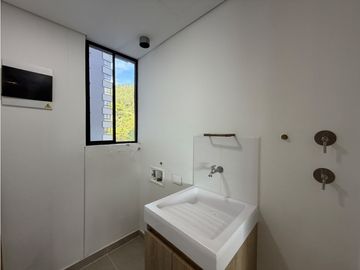 Apartamento para venta en Palmas, piso 4