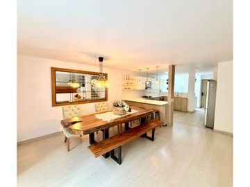 SE VENDE CASA POBLADO LOS BALSOS -POBLADO DE SAN LORENZO