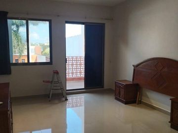 ESPECTACULAR RESIDENCIA EN VENTA EN EL BARRIO DE SANTA LUCÍA, CAMPECHE