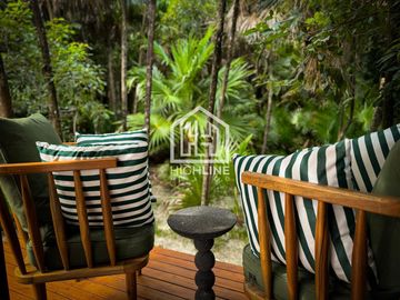 VILLA EN VENTA EN TULUM FRENTE A A LA PLAYA CON ALBERCA ROI EXCLUSIVA AMUEBLADA Y EQUIPADA