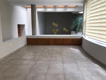 CASA EN RENTA FRACC. JARDINES DEL CAMPESTRE