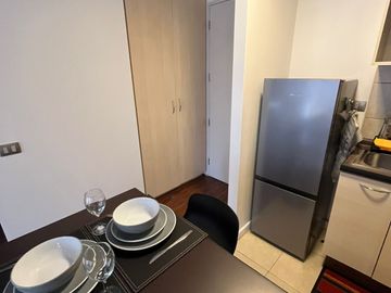 ARRIENDO COMPLETAMENTE AMOBLADO 1H Y 1B